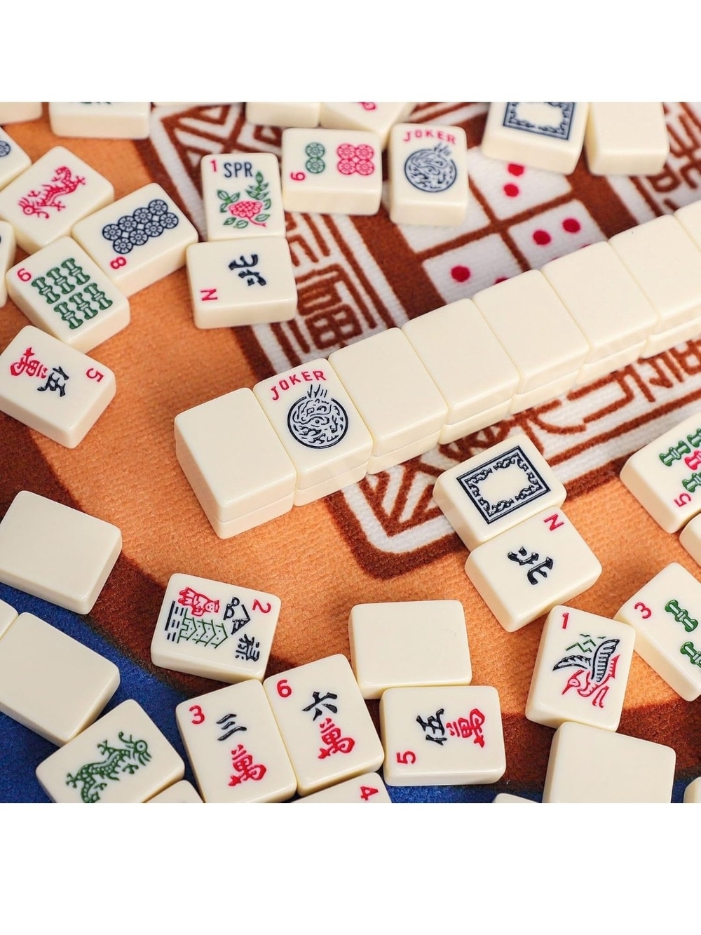 American Mahjong Tile Set with Pink and White Tiles And Blue Mat Set - Picture 8 of 16